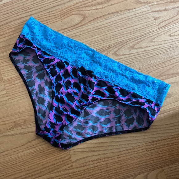 Purple, Black & Blue Bra Set by Xhileration sz 36D/M - Picture 3 of 6